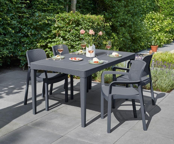 Стулья для дачи