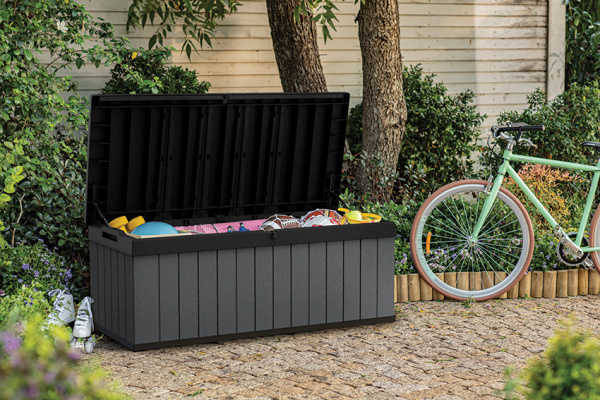 Садовые ящики и сундуки