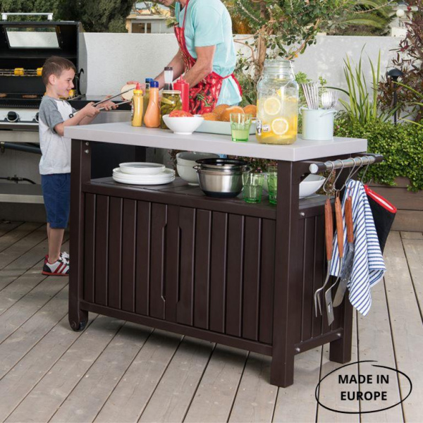 Стол для дачи