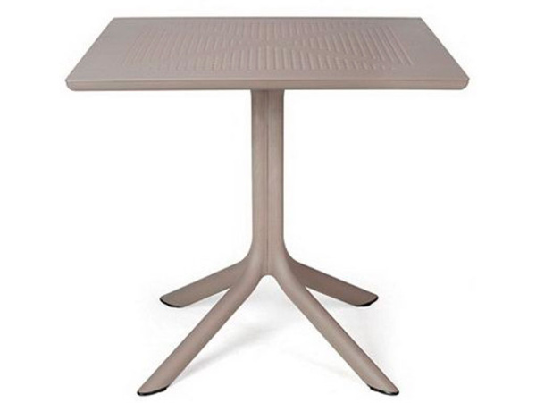 Стол для дачи