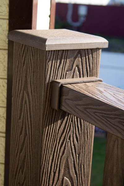 Балясина дпк POLIVAN SINGARAJA коричневая Балясина дпк POLIVAN SINGARAJA коричневая