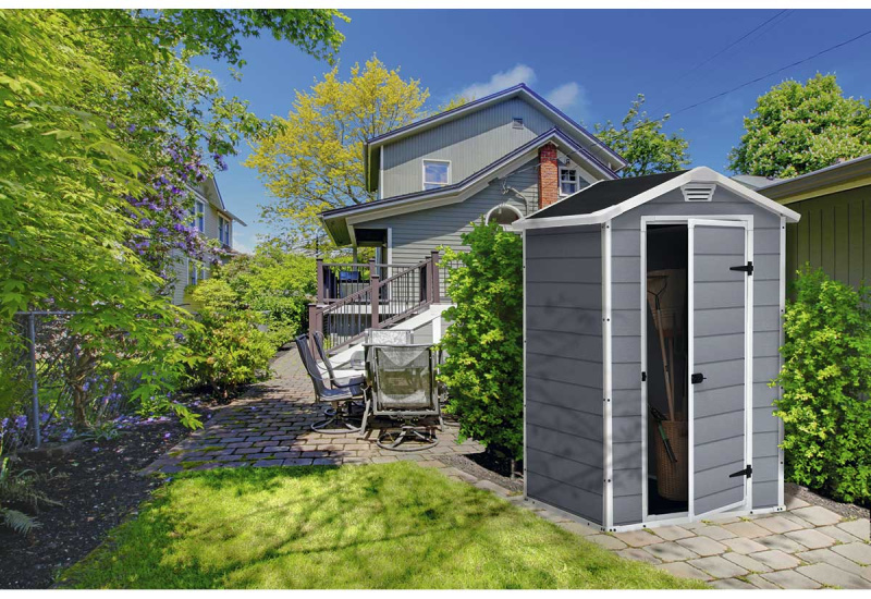 Пластиковый сарай для дачи