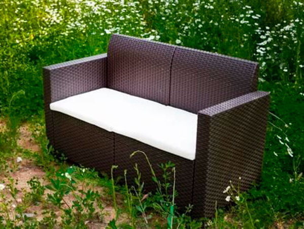 Диван для дачи