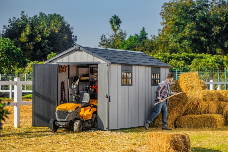 Пластиковый сарай для дачи