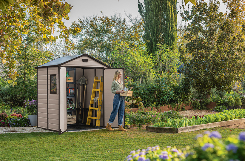 Пластиковый сарай для дачи