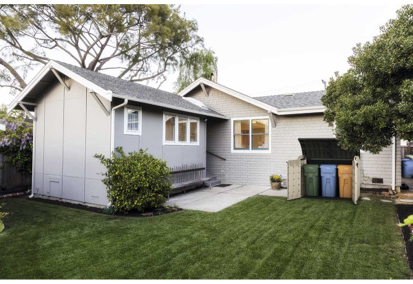 Пластиковые шкафы и тумбы